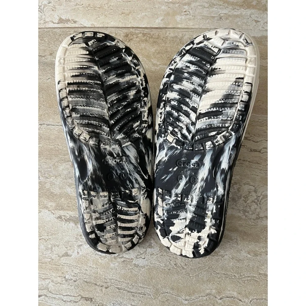 Crocs Classic Marble Sandals Mens 6 Women 8 Black White Swirl Jibbitz Comfort